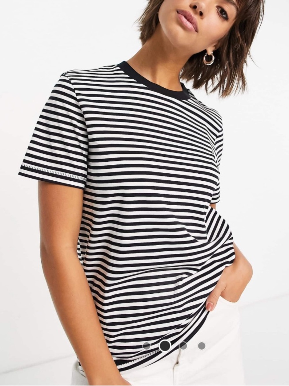 Striped Crewneck Short Sleeve Tee in Black & White